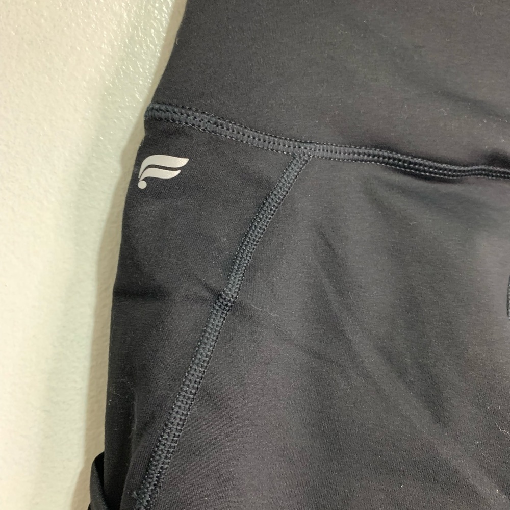 Fabletics Mila High-Waisted Pocket Leggings - Picture 8 of 10